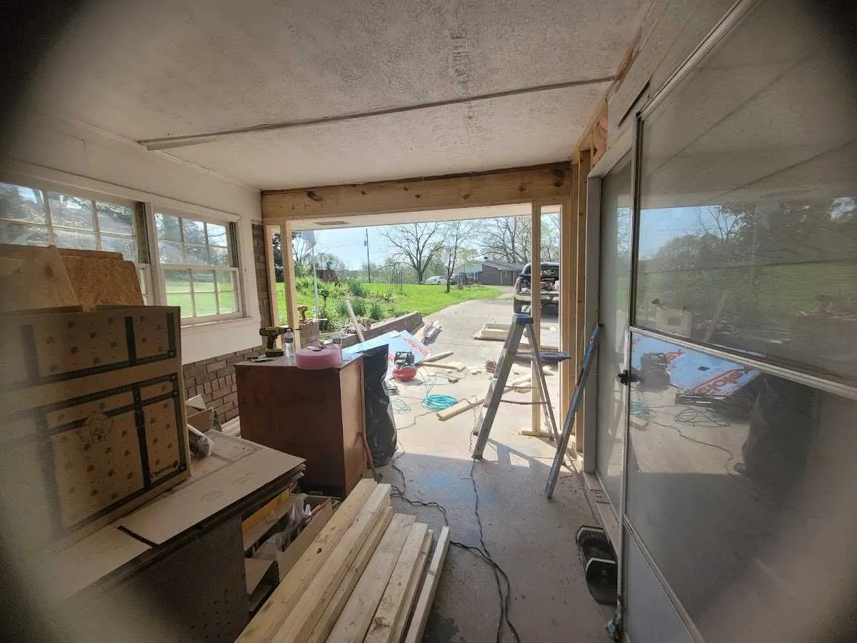 Air movers and dehumidifier for Water Mitigation Services in Marlboro Village